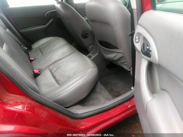 2004 FORD FOCUS ZTW VIN: 1FAFP35ZX4W154903