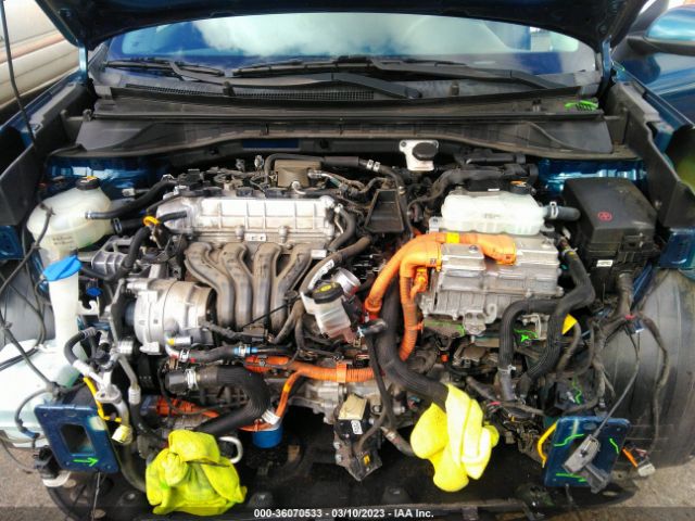 KNDCB3LC2J5164790 KIA NIRO LX