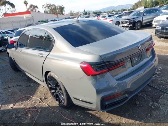 WBA7T2C00NCJ53851 BMW 7 Series 740i