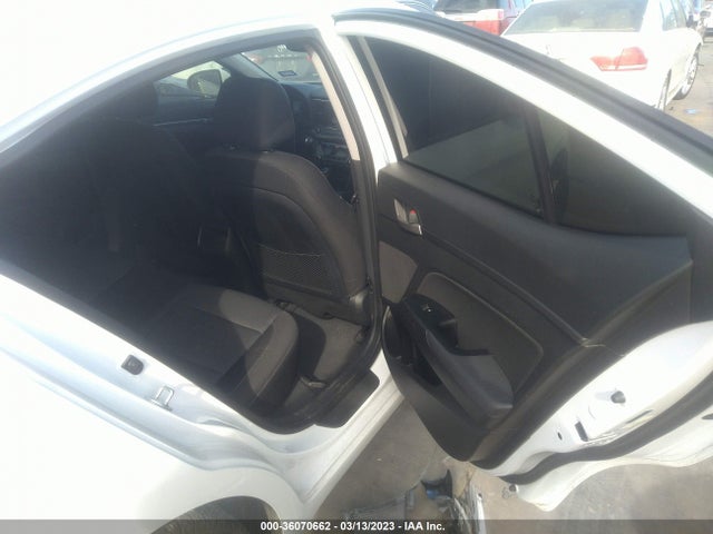 Hyundai Elantra Value Edition 2017 5NPD84LF5HH185680 Image 9