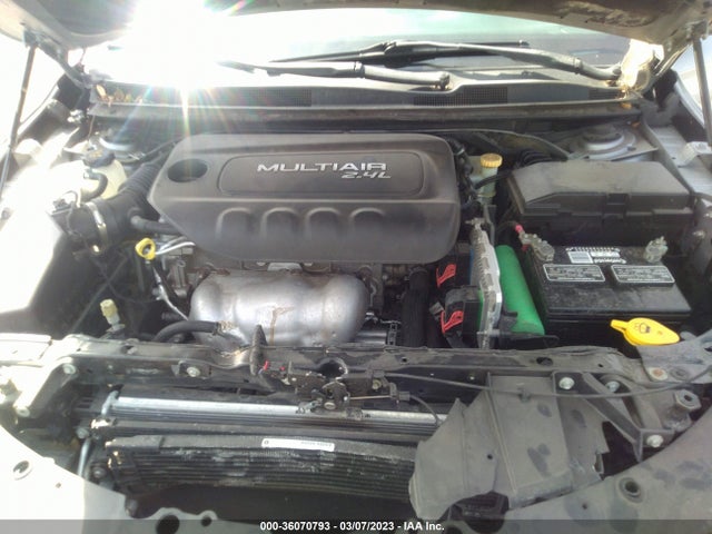 Chrysler 200 C 2015 1C3CCCCB2FN593671 Image 10