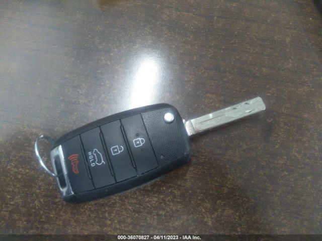 KNDJP3A58K7689078 KIA SOUL +