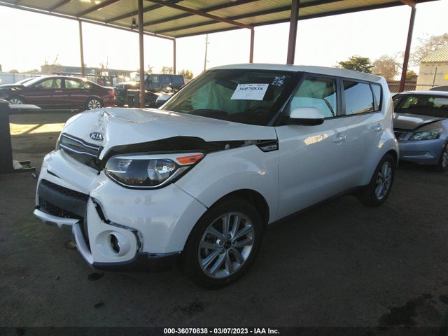KIA SOUL + 2018 KNDJP3A50J7543188 Image 2