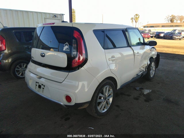 KIA SOUL + 2018 KNDJP3A50J7543188 Image 5