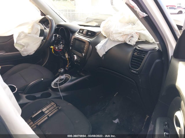 KIA SOUL + 2018 KNDJP3A56J7558374 Image 5