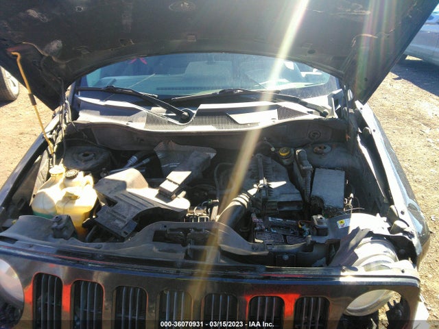 2008 JEEP PATRIOT SPORT VIN: 1J8FT28028D608939