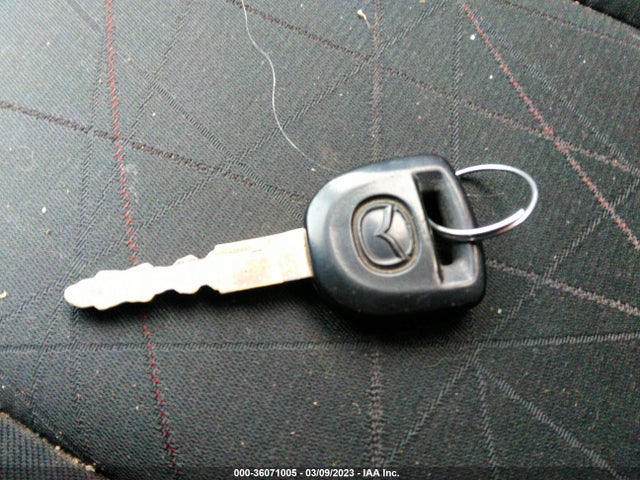 2012 MAZDA MAZDA2 SPORT VIN: JM1DE1KYXC0148365