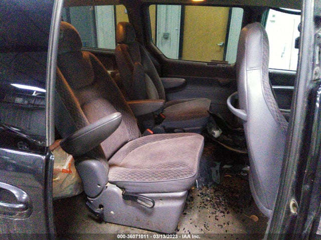2000 DODGE GRAND CARAVAN SE VIN: 1B4GP44G9YB552201