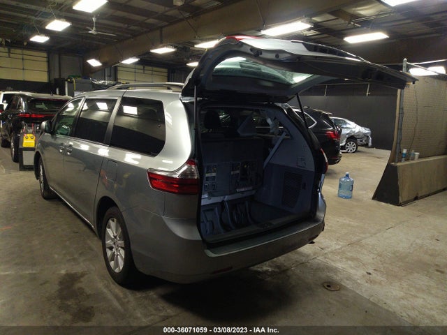 2015 TOYOTA SIENNA LE VIN: 5TDJK3DC8FS124690