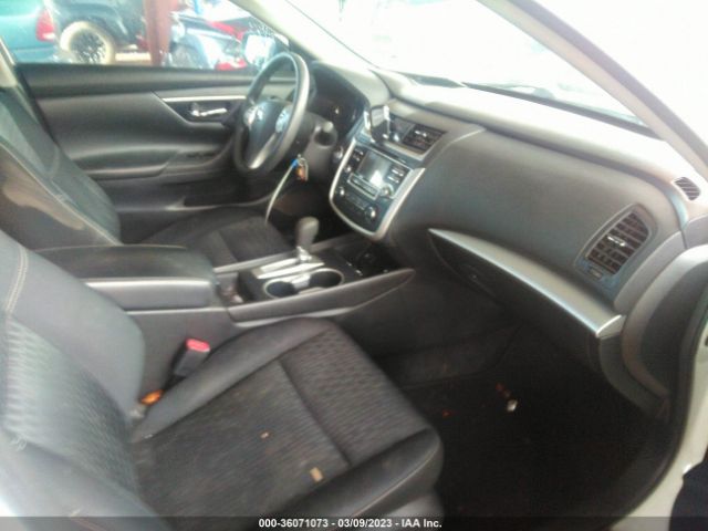 1N4AL3AP9JC215021 Nissan Altima 2.5 S