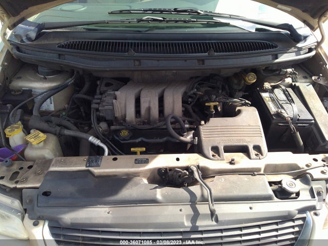 1998 CHRYSLER TOWN & COUNTRY LXI VIN: 1C4GP64L2WB608925