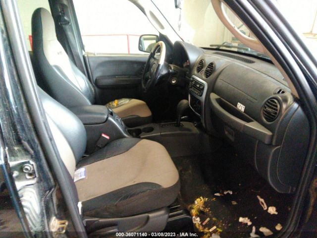 1J4GL48K04W204393 Jeep Liberty Sport