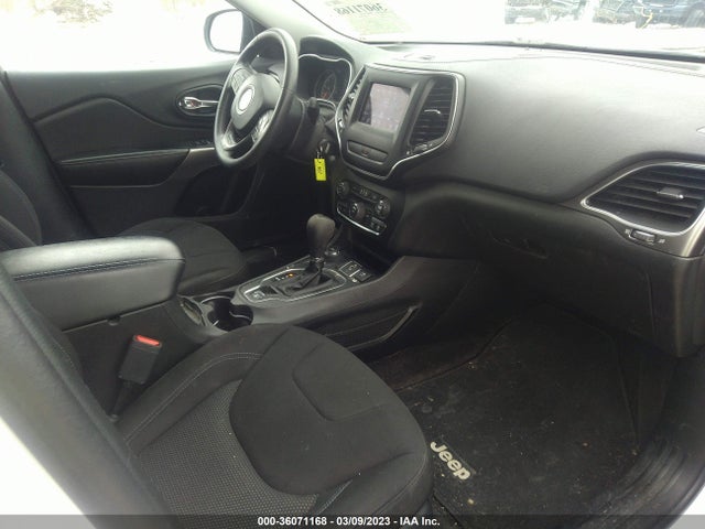Jeep Cherokee Latitude 2019 1C4PJMCX8KD127053 Image 6