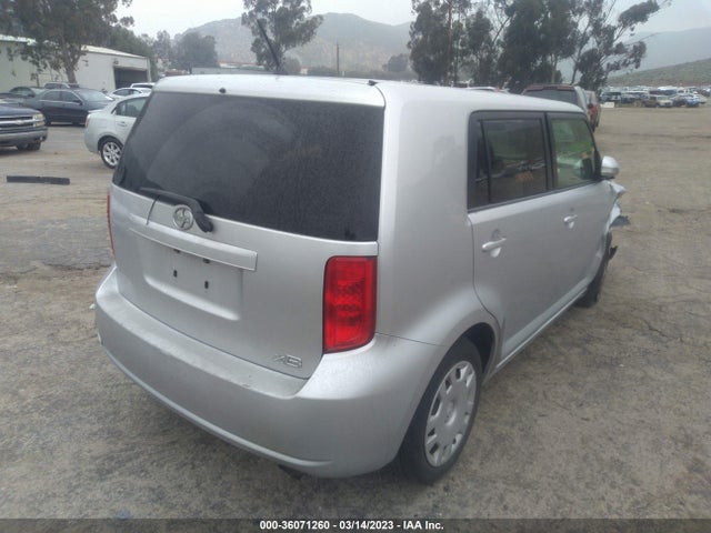 2010 SCION XB VIN: JTLZE4FE4A1113744