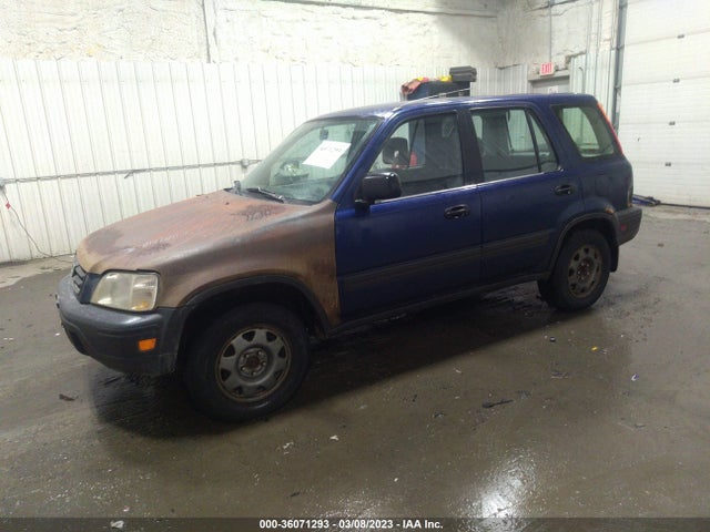 1998 HONDA CR-V LX VIN: JHLRD1741WC089923