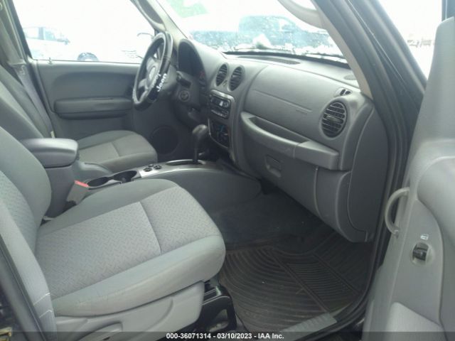 1J4GL38K05W512756 Jeep Liberty Renegade