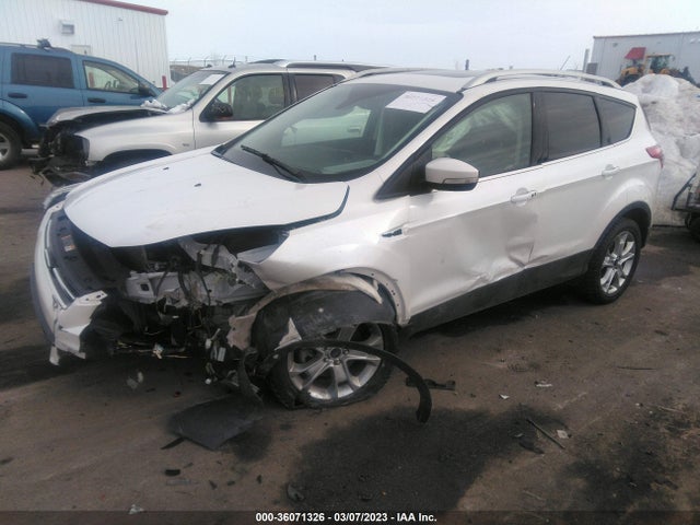 1FMCU9J91GUC27750 Ford Escape Titanium