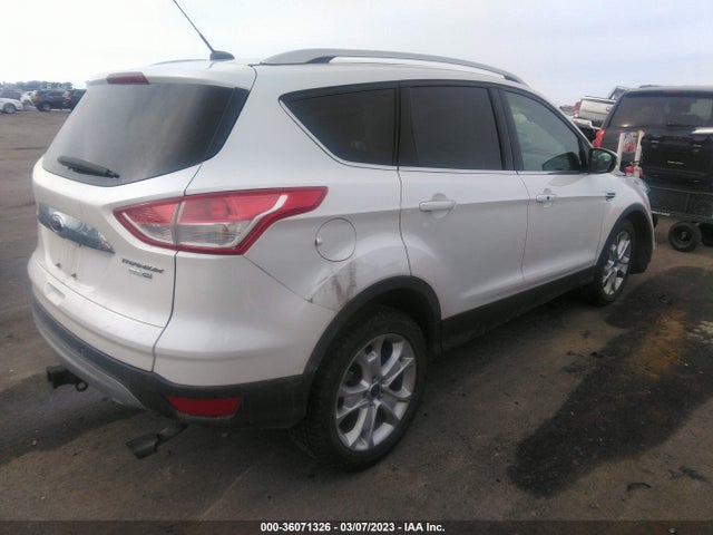 1FMCU9J91GUC27750 Ford Escape Titanium