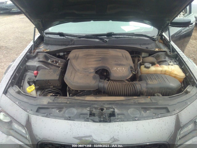 2C3CCAAG9KH755768 Chrysler 300 Touring
