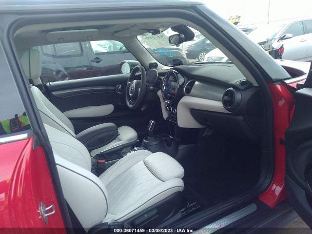 2023 Mini Hardtop, VIN: WMW53DH0XP2T38073