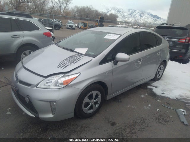 Toyota Prius Four/five/three/one/two 2014 JTDKN3DU8E0375814 Image 2