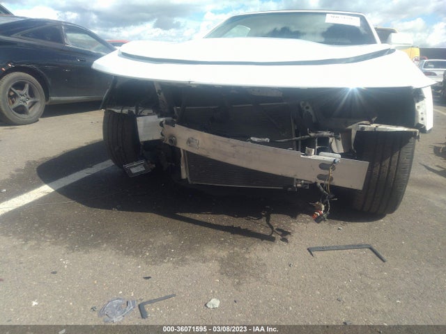 Chevrolet Camaro 2lt 2018 1G1FD3DX6J0142287 Image 8