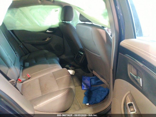 Chevrolet IMPALA LT 2018 2G1105S38J9110836 Image 10