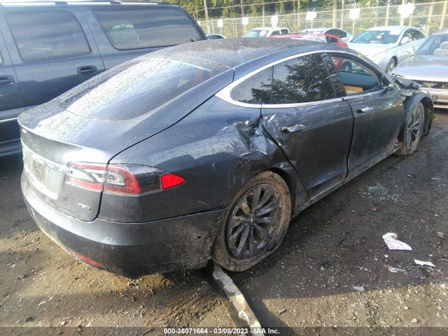 2018 Tesla Model S, VIN: 5YJSA1E24JF281339