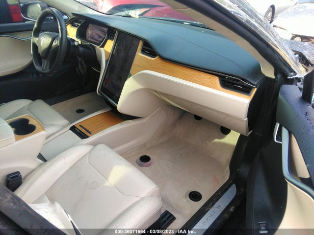 2018 Tesla Model S, VIN: 5YJSA1E24JF281339