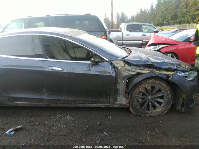 2018 Tesla Model S, VIN: 5YJSA1E24JF281339