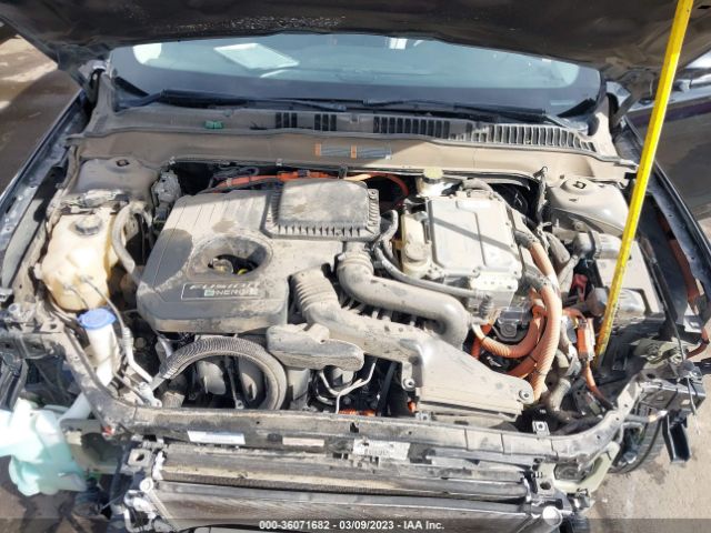 3FA6P0SU8HR157685 Ford Fusion Energi Titanium/platinum
