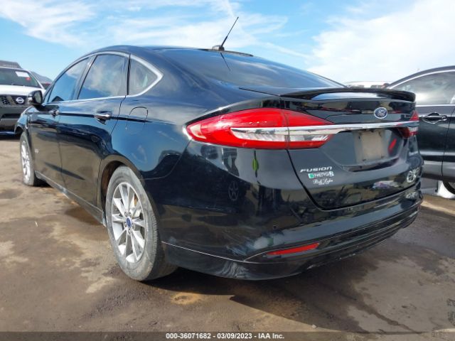 3FA6P0SU8HR157685 Ford Fusion Energi Titanium/platinum