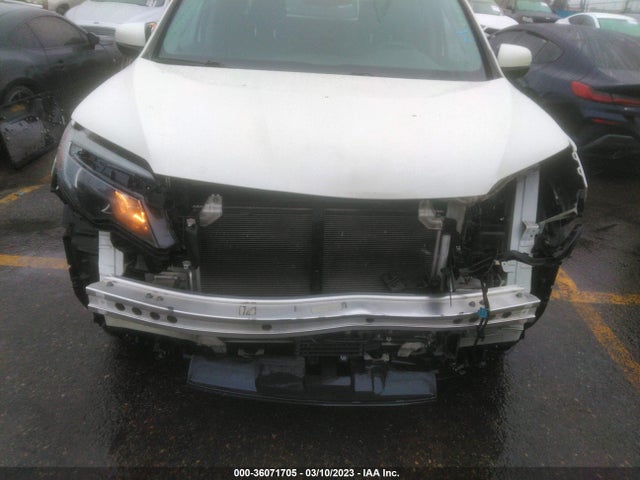 Honda Ridgeline Sport 2019 5FPYK3F15KB005298 Image 8