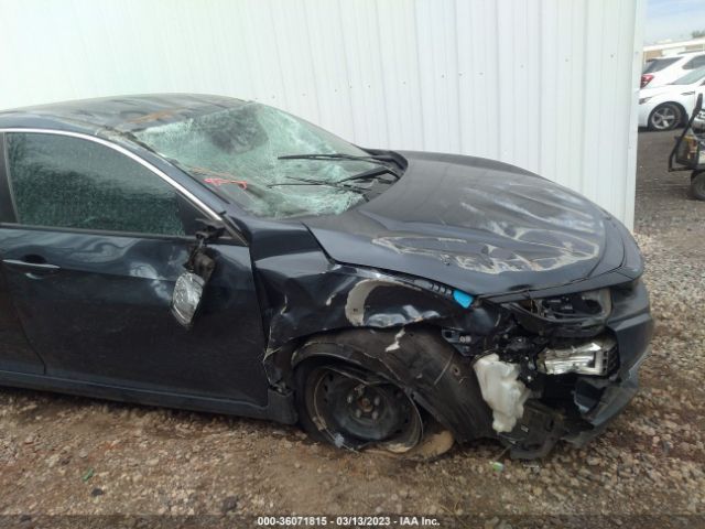 19XFC2F6XKE044025 Honda Civic Sedan Lx