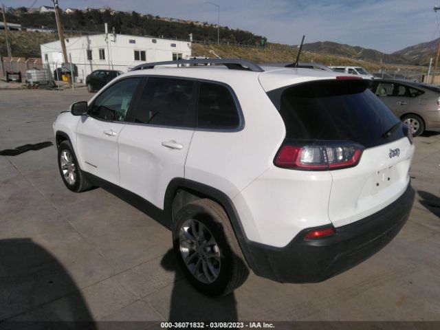 1C4PJLCB2KD340546 Jeep Cherokee Latitude