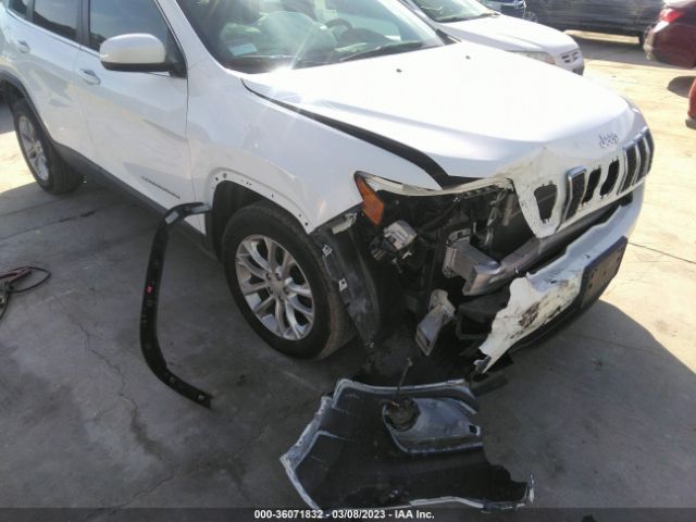 1C4PJLCB2KD340546 Jeep Cherokee Latitude