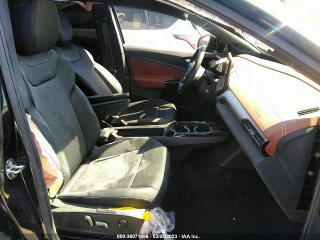 2022 Volkswagen ID.4, VIN: WVGUNPE24NP057463