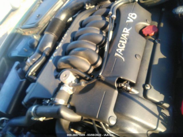 SAJGX2749VC002433 Jaguar XK8