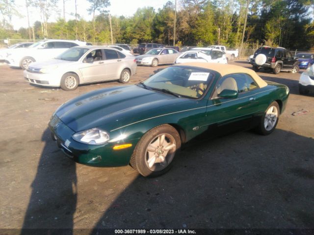SAJGX2749VC002433 Jaguar XK8