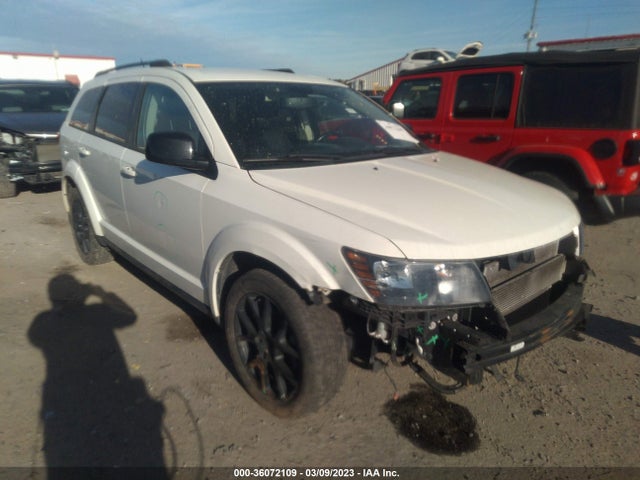 2017 3C4PDCEG1HT501911 main image