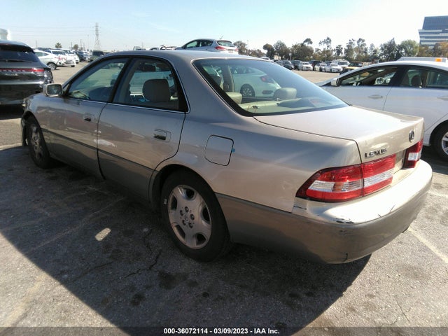 JT8BF28G4Y5090108 Lexus ES 300