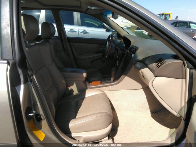 JT8BF28G4Y5090108 Lexus ES 300