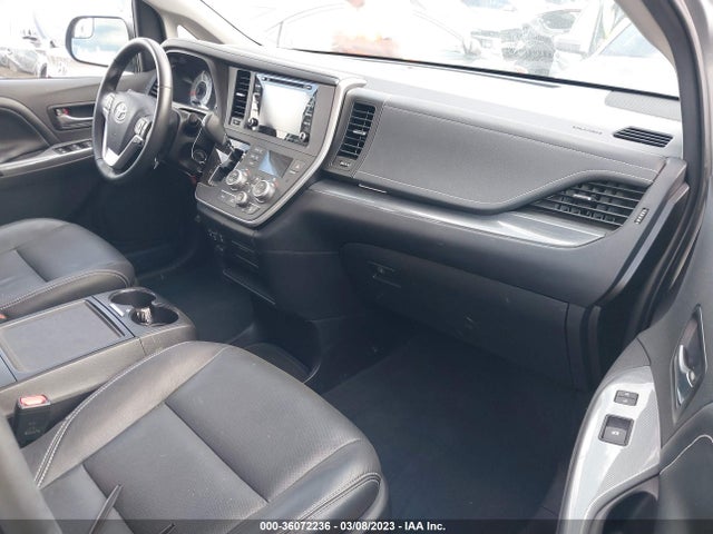 Toyota SIENNA SE 2020 5TDXZ3DC5LS042952 Image 9