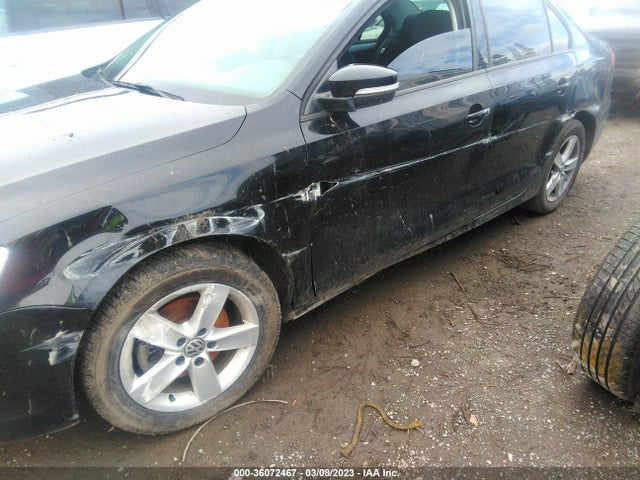 2012 VOLKSWAGEN JETTA SEDAN TDI W/PREMIUM VIN: 3VWLL7AJ4CM425644