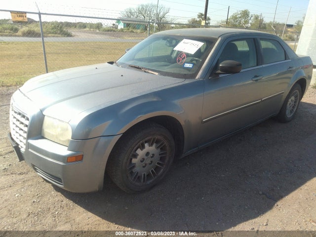 Chrysler 300 2007 2C3KA43R07H688552 Image 2