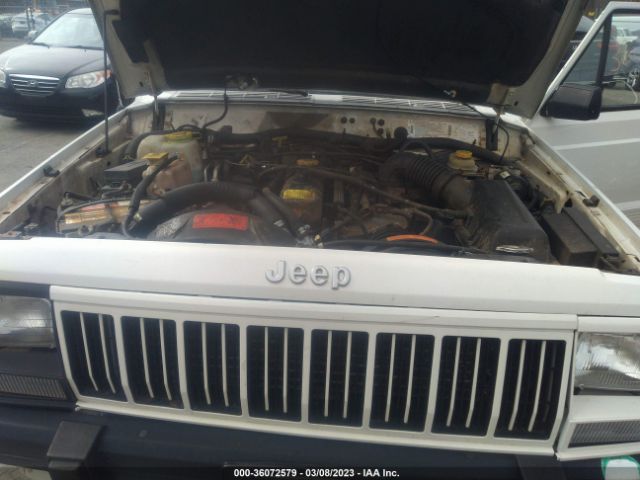 1J4FJ68S3TL290313 Jeep Cherokee Sport/classic