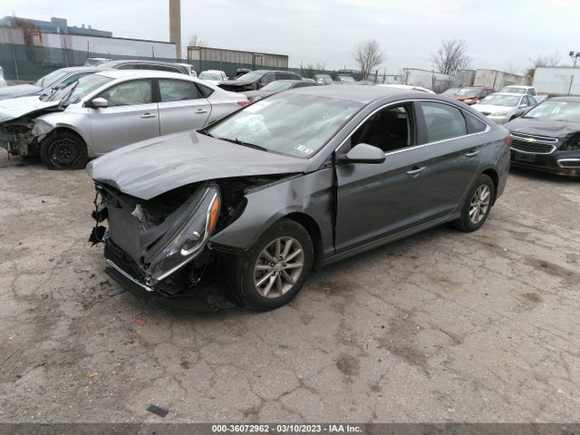 Hyundai SONATA SE 2019 5NPE24AF9KH798885 Image 2
