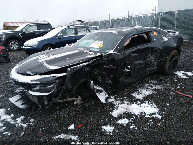 Chevrolet CAMARO LT1 2021 1G1FE1R79M0101148 Image 2