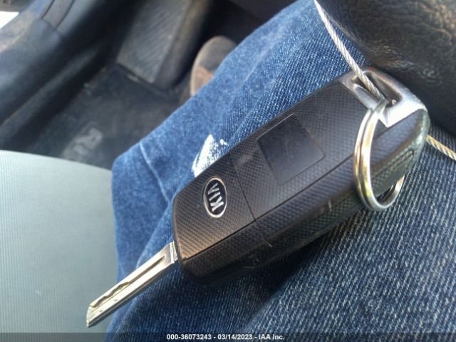 KNADM4A34G6573770 KIA RIO LX