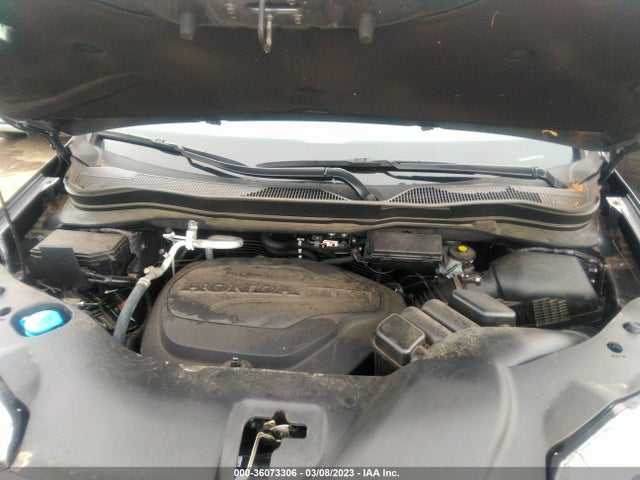 2021 HONDA PASSPORT SPORT VIN: 5FNYF8H25MB014456